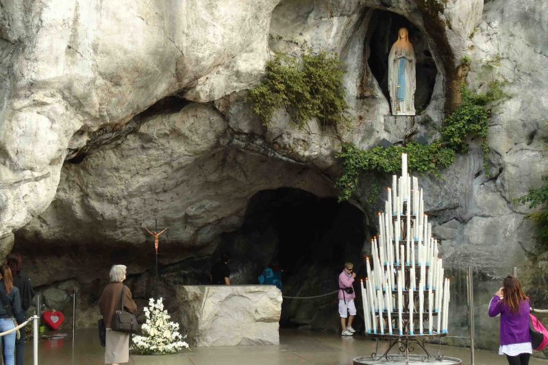 Lourdes-Grotto.jpg